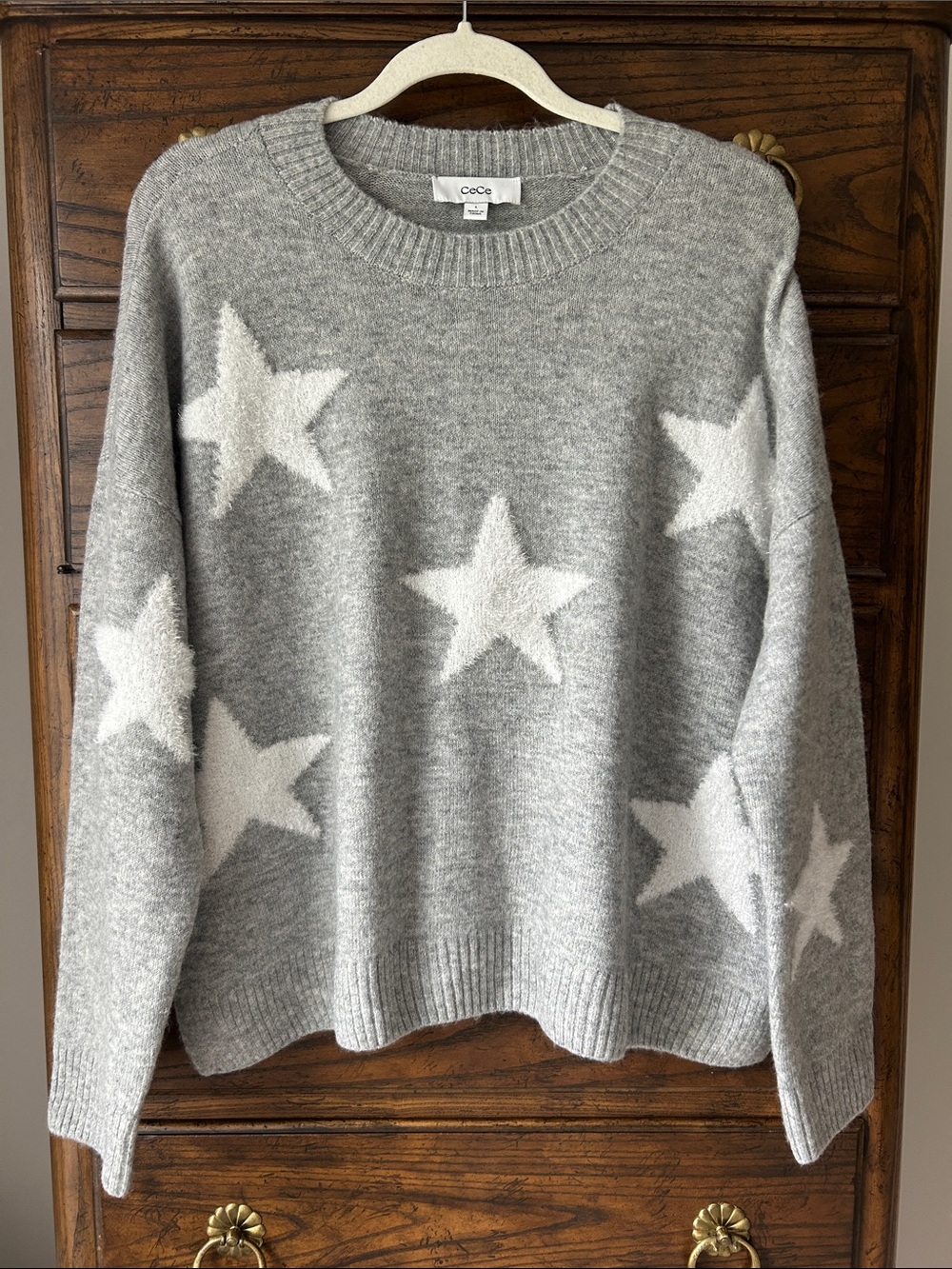 CeCe Light Gray Crewneck Sweater with Raised White Stars, Size L